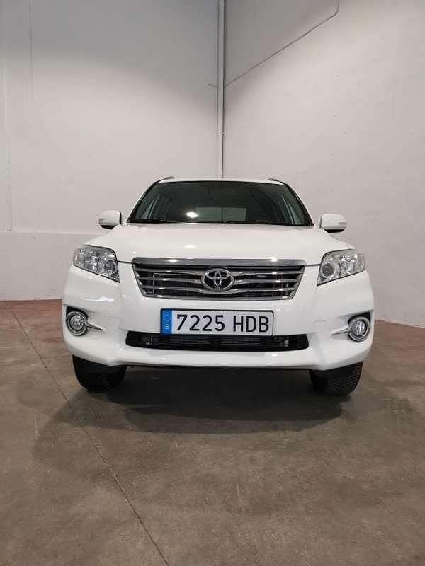 Usado Toyota RAV4 Advance 150 CV (110 kW) 2011 Blanco SUV