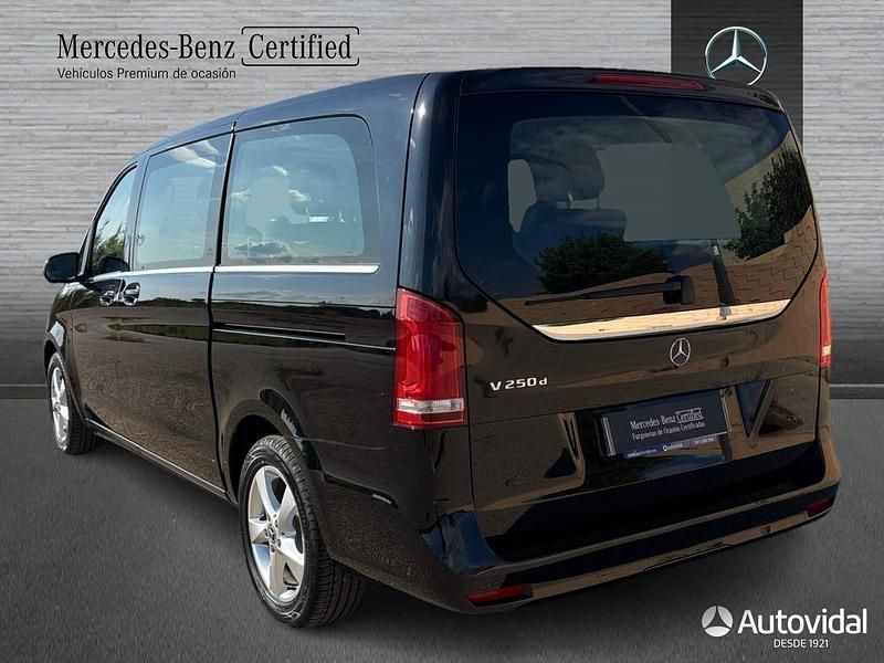 Nuevo Mercedes V250 Avantgarde 190 CV (139 kW) 2025 Negro Monovolumen