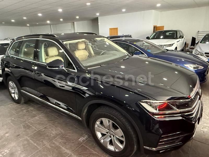 Azul Usado 2019 VW Touareg SUV | 35.000 € (Precio justo) - Imagen 1/4