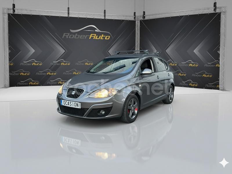 Gris / plata Usado 2014 Seat Altea XL I-Tech Monovolumen | 7999 € (Precio justo) - Imagen 1/4