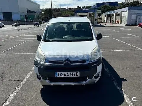 Usado Citroën Berlingo Tonic 92 CV (67 kW) 2014 Blanco Monovolumen