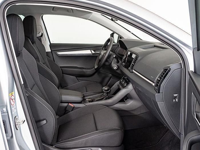 Nuevo Skoda Karoq Selection 150 CV (110 kW) 2025 Gris / plata SUV