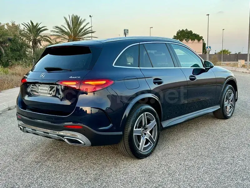 Usado Mercedes GLC300e 313 CV (230 kW) 2025 Azul SUV