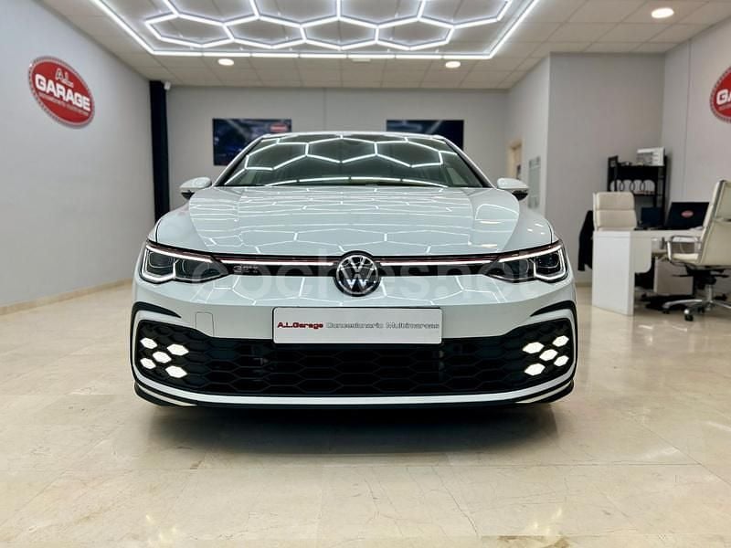 Usado VW Golf VIII GTI 245 CV (180 kW) 2021 Blanco Berlina