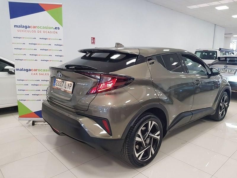Usado Toyota C-HR Advance 122 CV (89 kW) 2022 Marrón SUV