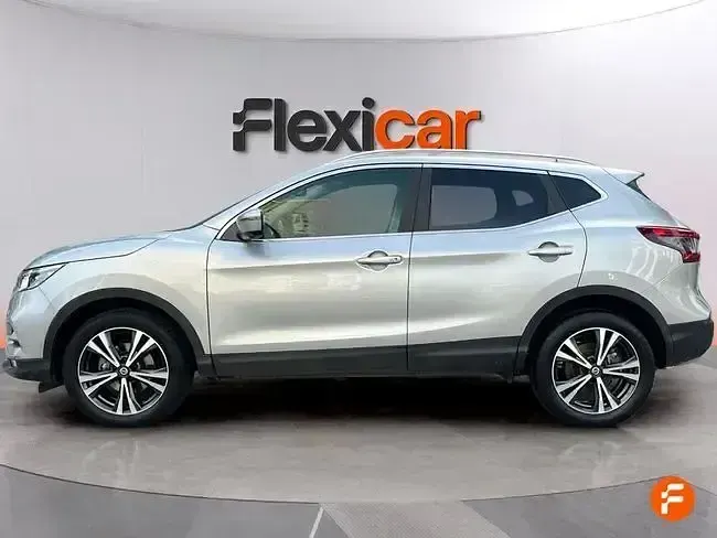 Usado Nissan Qashqai Acenta 140 CV (102 kW) 2018 Gris SUV