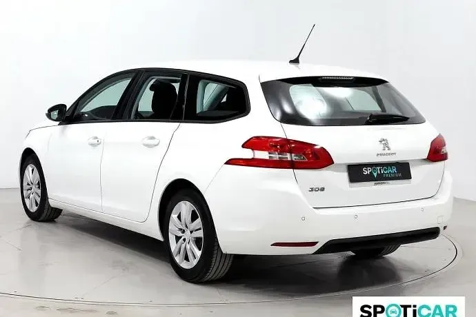 Usado Peugeot 308 S 130 CV (95 kW) 2022 Blanco Berlina