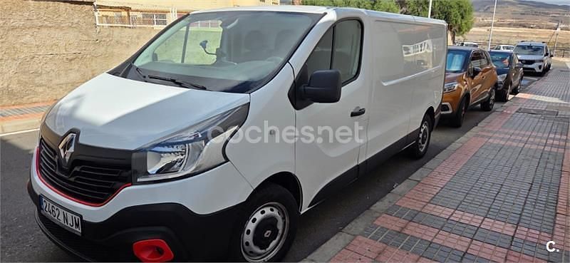 Usado Renault Trafic LIMITED 120 CV (88 kW) 2019 Blanco Monovolumen