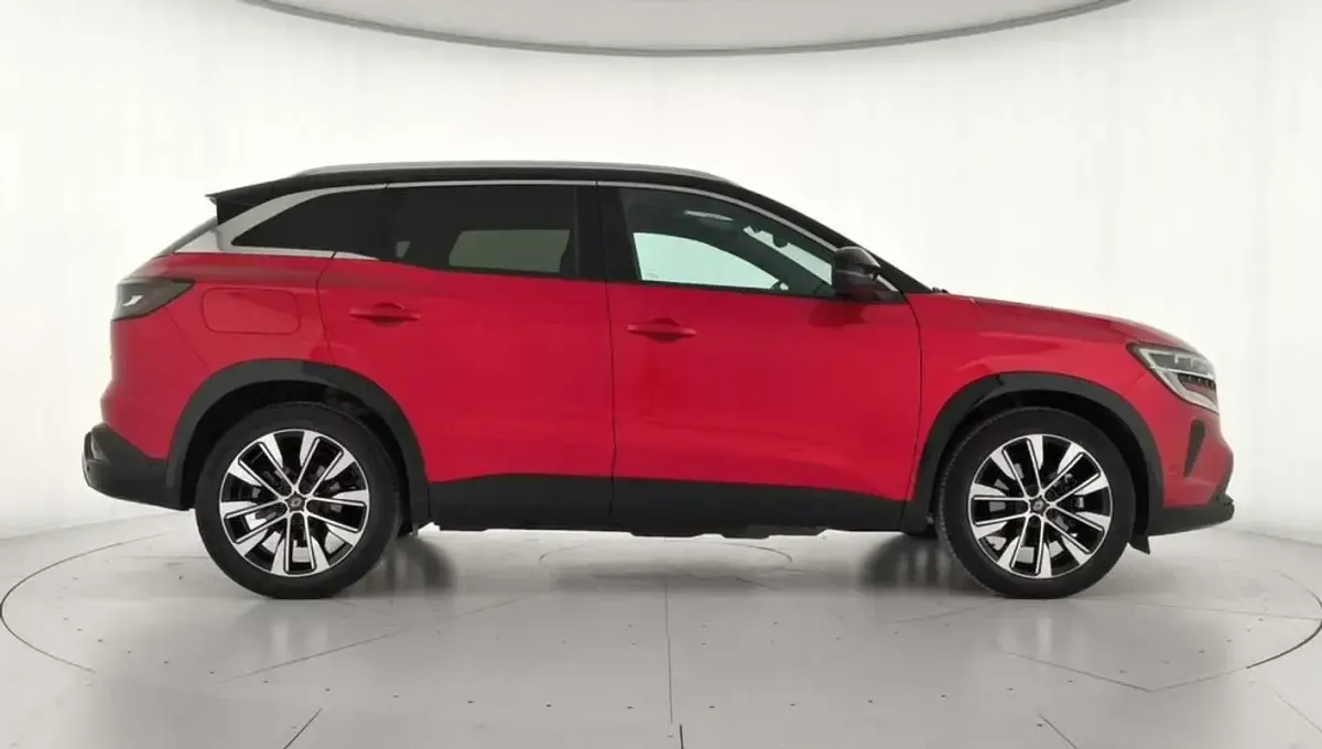 Usado Renault Austral Techno 199 CV (146 kW) 2025 Rojo SUV