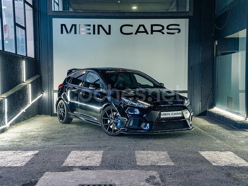 Negro Usado 2017 Ford Focus Performance Edition Berlina | 27.900 € - Imagen 1/4