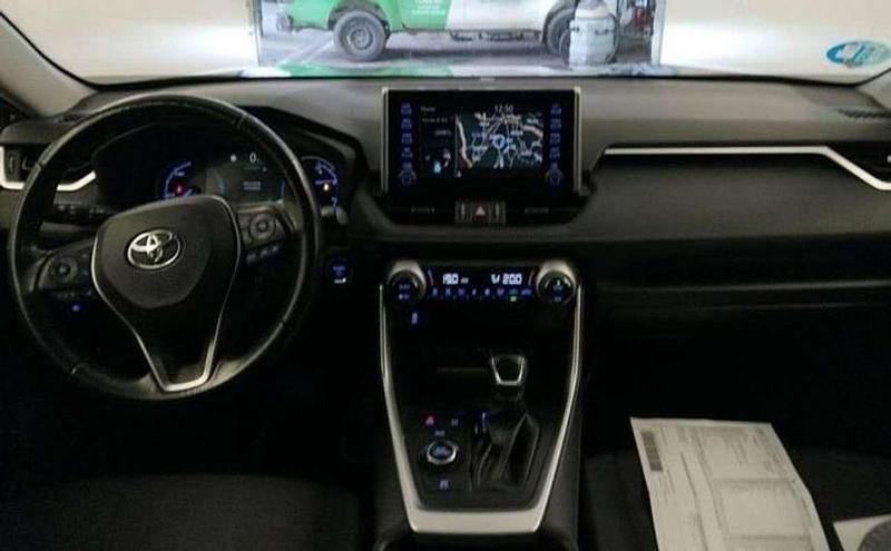 Usado Toyota RAV4 Hybrid Advance 222 CV (163 kW) 2019 Gris / plata SUV