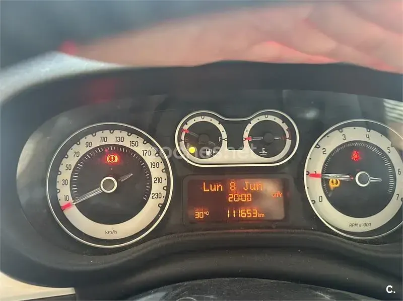 Usado Fiat 500L Trekking 95 CV (69 kW) 2017 Blanco Monovolumen