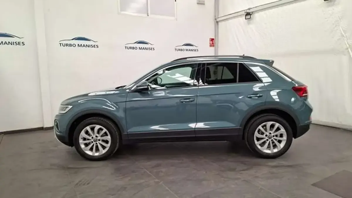 Usado VW T-Roc 150 CV (110 kW) 2025 Azul SUV