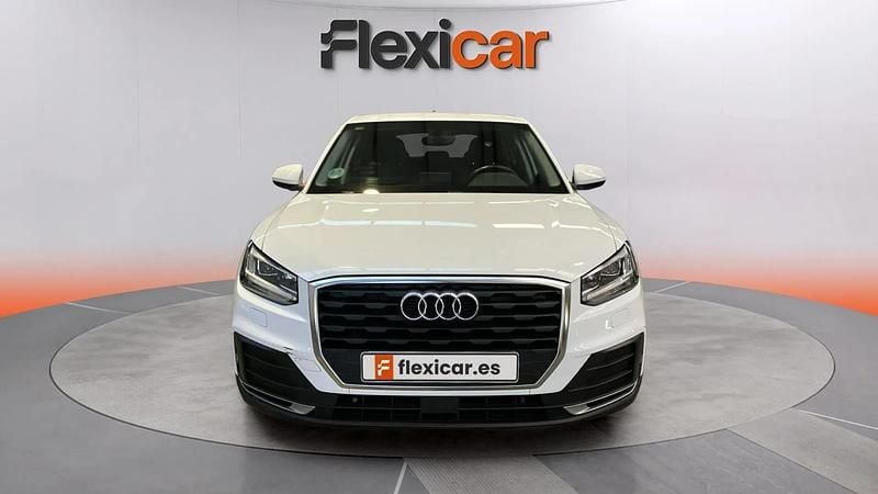 Käytetty Audi Q2 Advanced 116 HP (85 kW) 2020 Valkoinen Katumaasturi