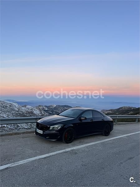 Negro Usado 2015 Mercedes CLA45 AMG AMG Berlina | 30.000 € (Precio justo) - Imagen 1/3