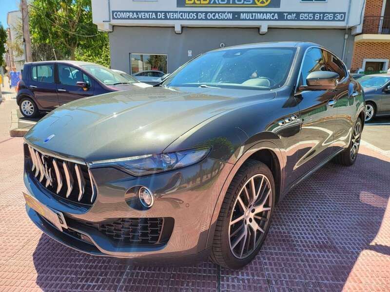 Gris Usado 2018 Maserati Levante SUV | 39.999 € (Buen precio) - Imagen 1/4
