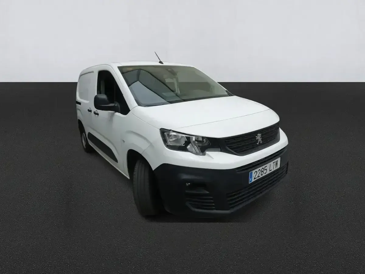 Usado Peugeot Partner Premium 98 CV (72 kW) 2021 Blanco Monovolumen