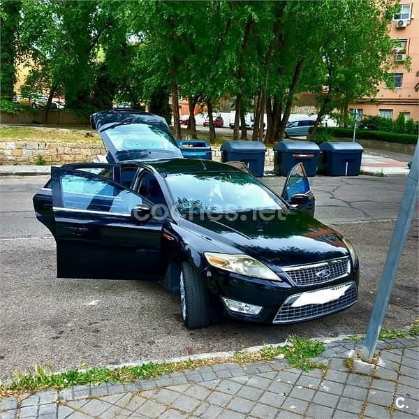 Usado Ford Mondeo Titanium 140 CV (102 kW) 2007 Negro Berlina