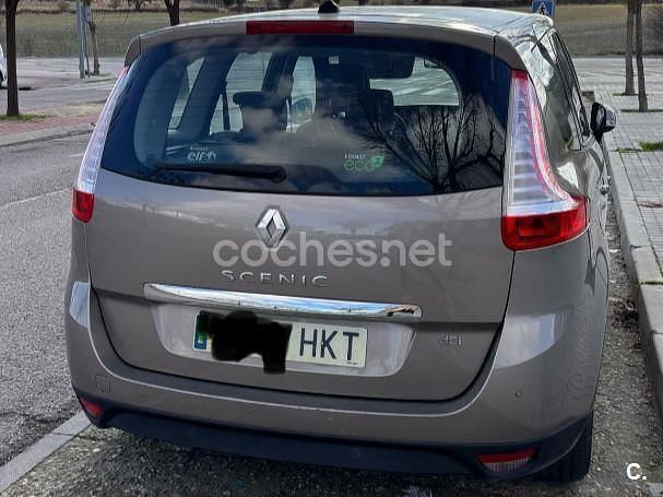 Usado Renault Grand Scénic III Dynamique 110 CV (80 kW) 2012 Marrón Monovolumen