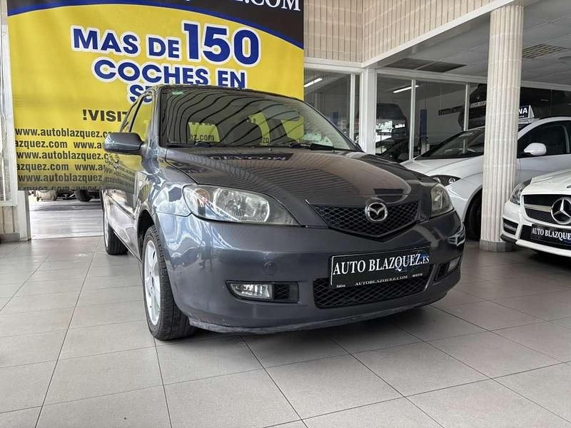 Gris Usado 2004 Mazda 2 Active Utilitario | 5300 € - Imagen 1/4