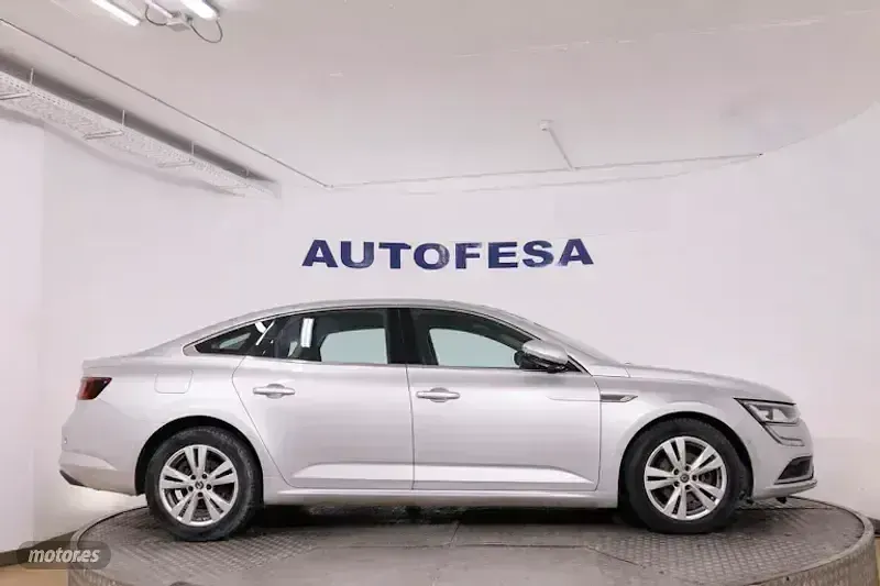 Usado Renault Talisman Business 130 CV (95 kW) 2017 Plateado Berlina