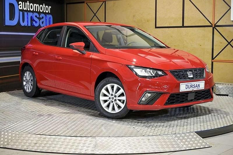 Usado Seat Ibiza Reference 80 CV (58 kW) 2024 Rojo Utilitario