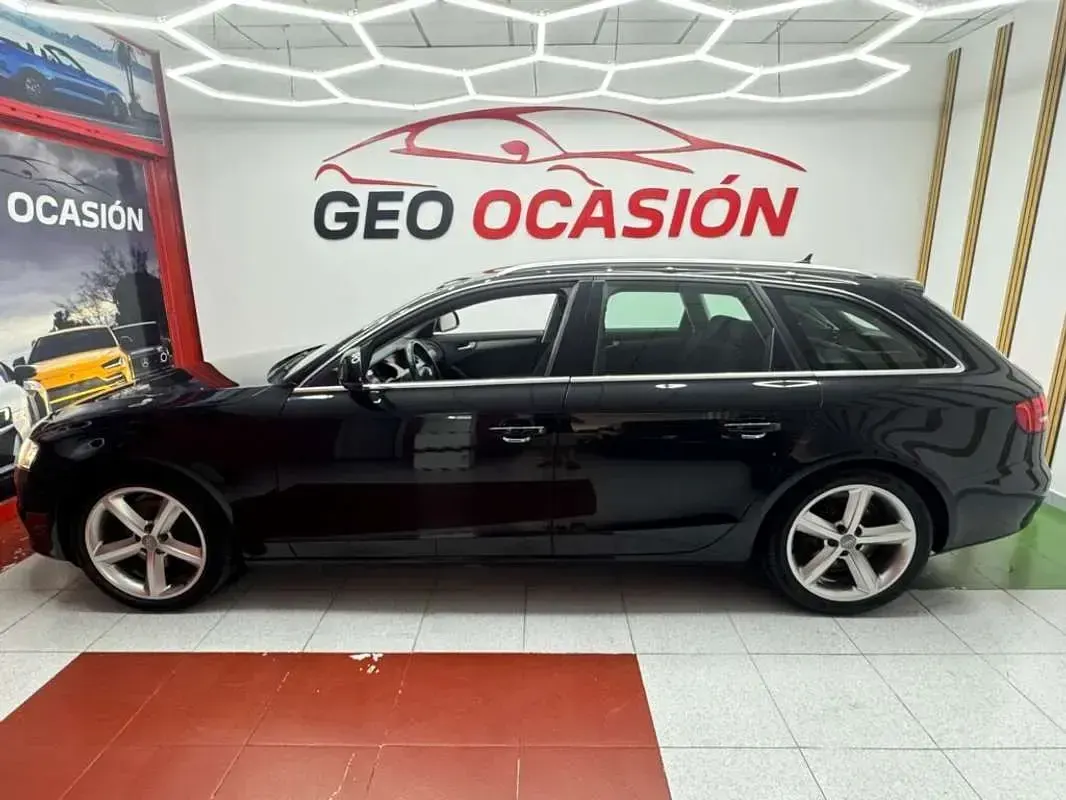 Usado Audi A4 Premium 160 CV (117 kW) 2008 Negro Familiar