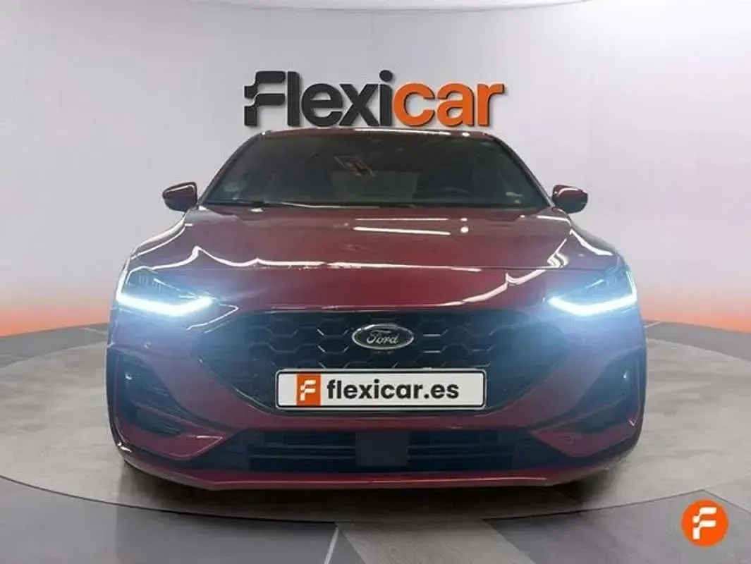 Usado Ford Focus ST-Line 155 CV (114 kW) 2024 Rojo Berlina