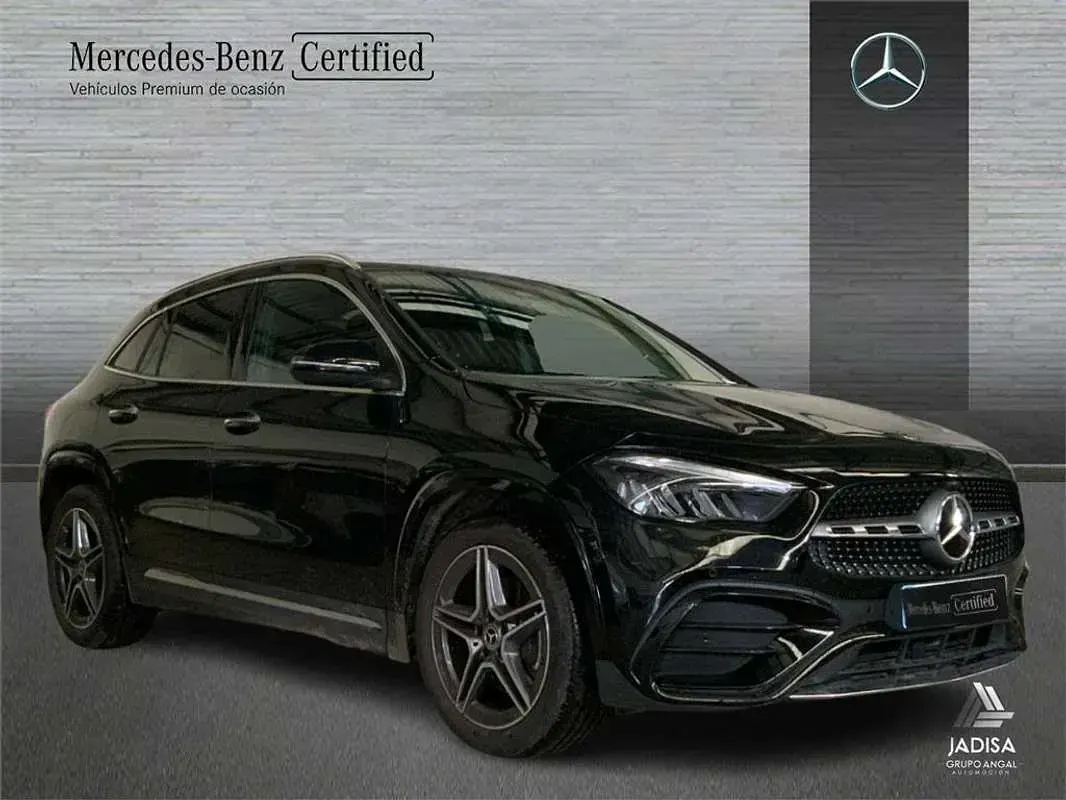 Usado Mercedes GLA200 150 CV (110 kW) 2025 SUV
