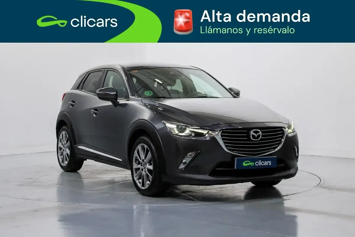 Usado Mazda CX-3 Luxury 120 CV (88 kW) 2017 Gris SUV