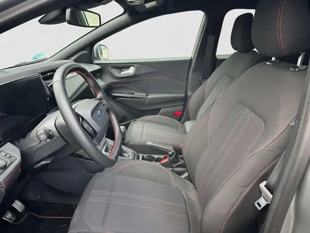 Usado Ford Puma ST-Line 125 CV (91 kW) 2024 Plateado SUV