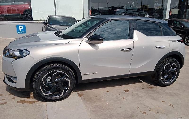 Usado DS Automobiles DS3 110 CV (80 kW) 2023 Gris SUV