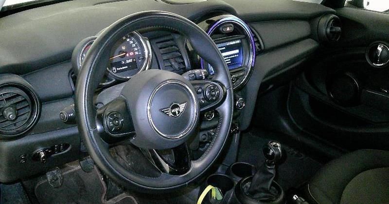 Usado Mini ONE 102 CV (75 kW) 2020 Utilitario