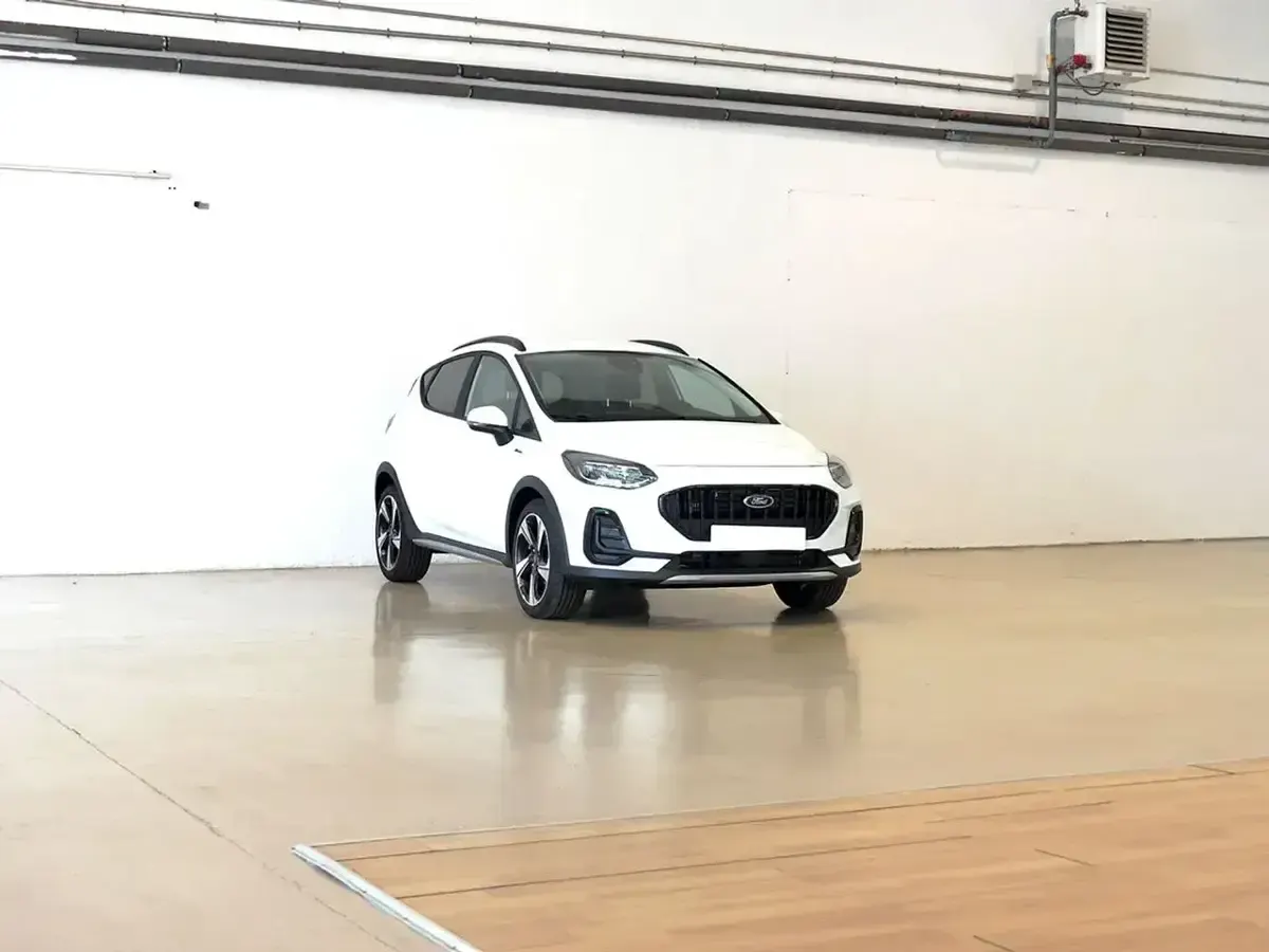 Usado Ford Fiesta Active 125 CV (91 kW) 2023 Blanco Utilitario