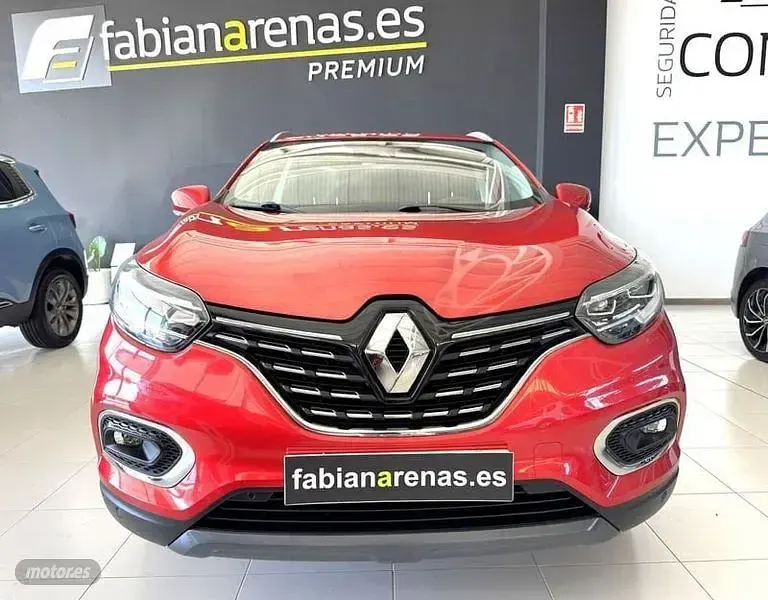Usado Renault Kadjar Zen 115 CV (84 kW) 2019 Rojo SUV