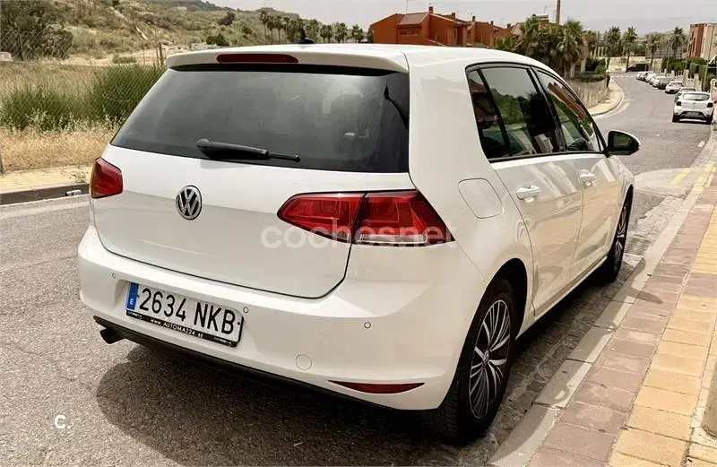 Usado VW Golf VII Edition 115 CV (84 kW) 2017 Blanco Berlina