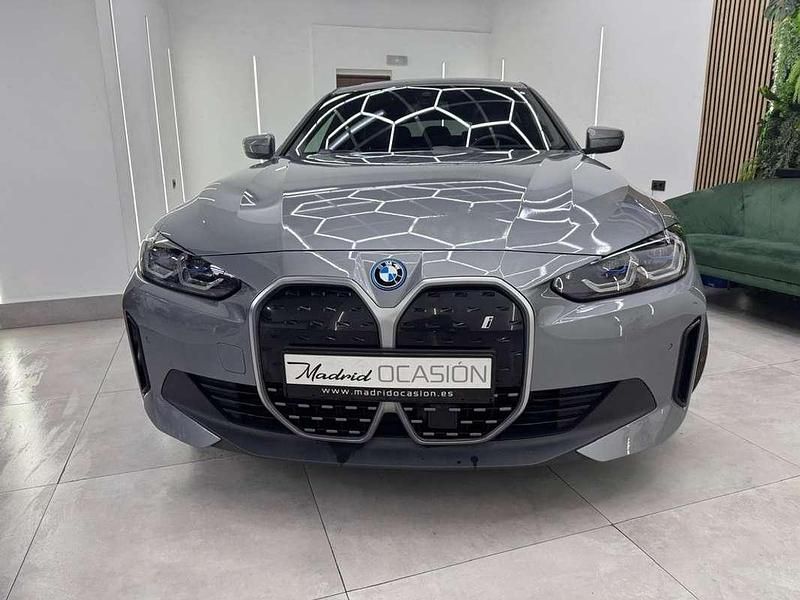 Usado BMW i4 250 kW (340 CV) 2022 Gris Berlina