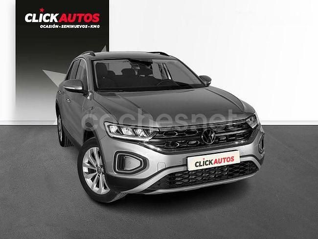 Usado VW T-Roc Life 110 CV (80 kW) 2023 Plateado SUV