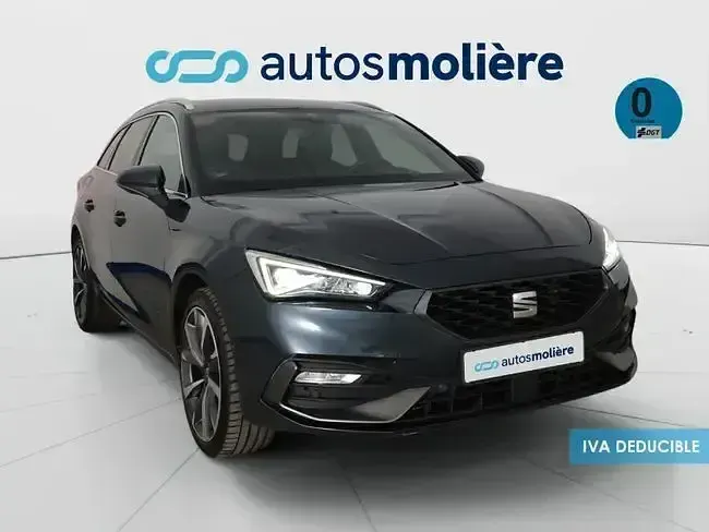 Usado Seat Leon FR 204 CV (150 kW) 2021 Gris / plata Familiar