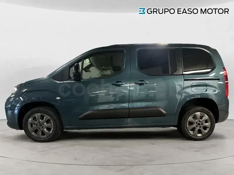 Nuevo Opel Combo 100 CV (73 kW) 2026 Azul Monovolumen