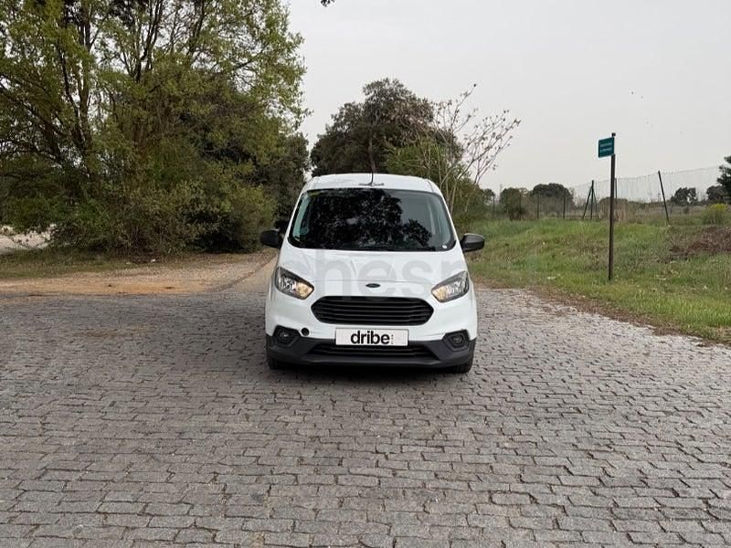 Usado Ford Tourneo Courier Sport 100 CV (73 kW) 2021 Blanco Monovolumen