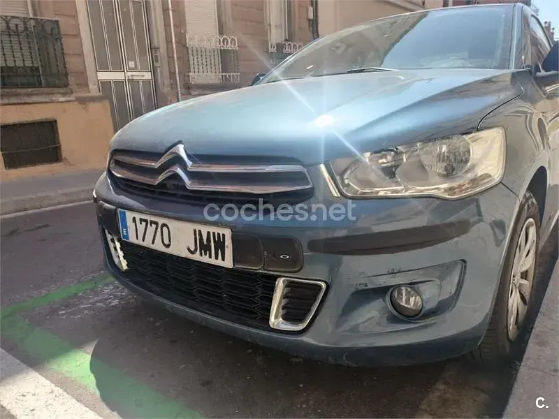 Usado Citroën C-Elysee I PureTech 82 CV (60 kW) 2016 Azul Berlina