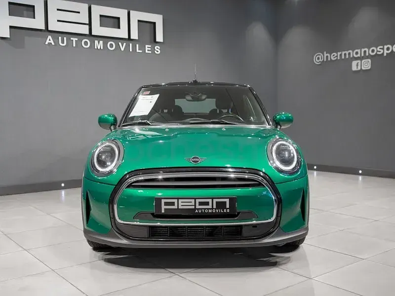 Usado Mini Cooper Cabriolet 136 CV (100 kW) 2021 Verde Descapotable