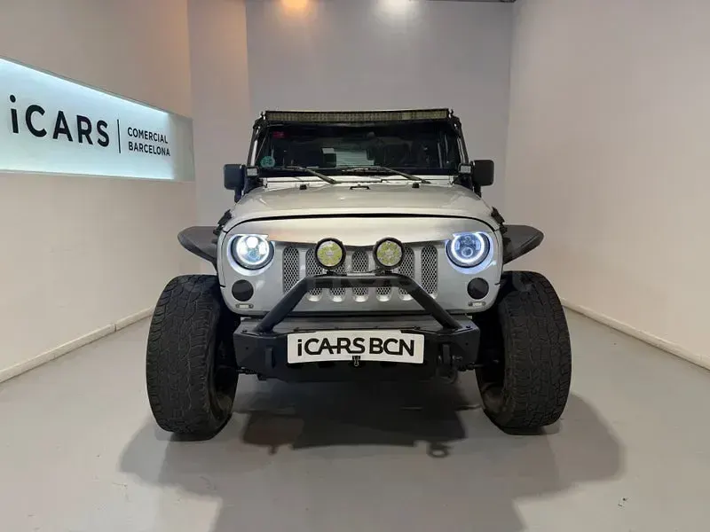 Usado Jeep Wrangler Rubicon 284 CV (208 kW) 2015 Gris / plata SUV