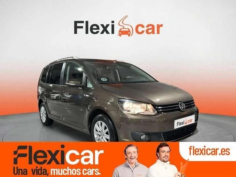 Usado VW Touran Business 105 CV (77 kW) 2015 Marrón Monovolumen
