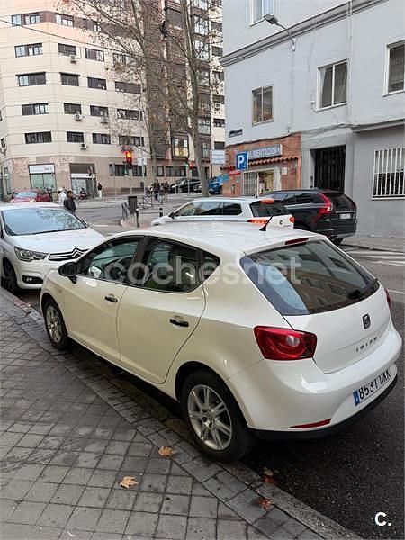 Usado Seat Ibiza Sport 90 CV (66 kW) 2009 Blanco Berlina