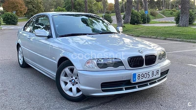 Gris / plata Usado 2001 BMW 318 Coupe | 3750 € (Buen precio) - Imagen 1/4
