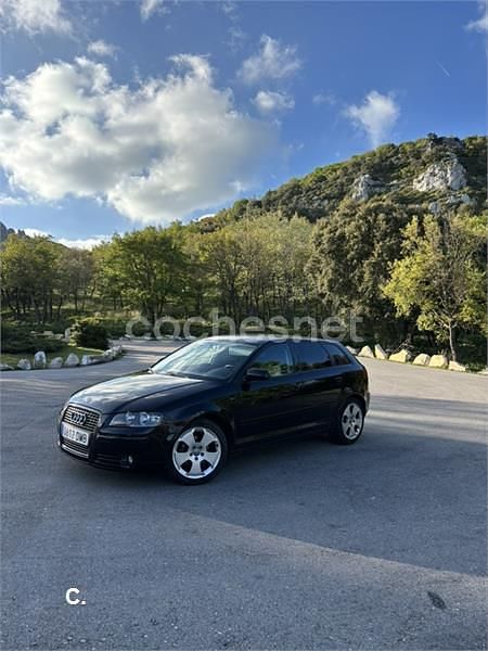 Negro Usado 2005 Audi A3 Sportback Ambition Utilitario | 7800 € - Imagen 1/4