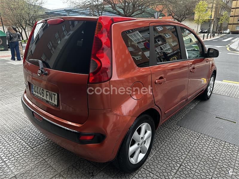 Usado Nissan Note Visia 88 CV (64 kW) 2007 Naranja Utilitario