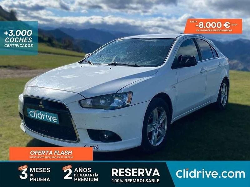 Blanco Usado 2010 Mitsubishi Lancer Sportback Motion Berlina | 10.890 € - Imagen 1/3